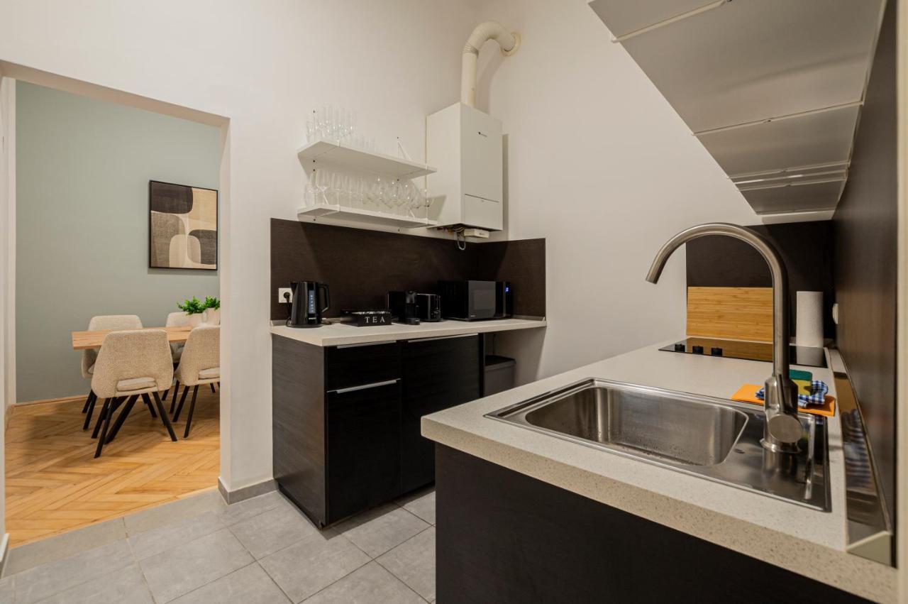 Charming Apt Perfect For 4-6 Tram, Self-Checkin Βιέννη Εξωτερικό φωτογραφία