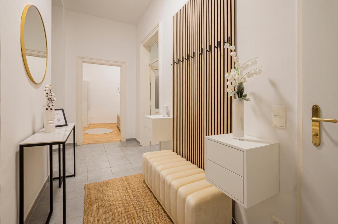 Charming Apt Perfect For 4-6 Tram, Self-Checkin Βιέννη Εξωτερικό φωτογραφία